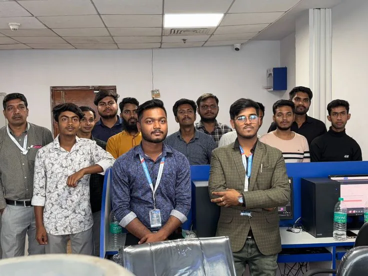 TDO lab batch photo with cybersecurity learners